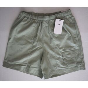 Nike FN3216-370 Men Sz S Light Green Loose Fit Mid-Thigh Length Camp Shorts